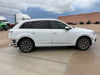 2017 Audi Q7 3.0T Premium - Exterior Side Passenger